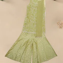 AKKRITI BY PANTALOONS Girls Floral Embroidered Thread Work Kurti With Palazzos & Dupatta-picture-23