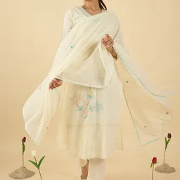 Indo Era Women Floral Embroidered Regular Thread Work Pure Cotton Kurta with Trousers & With Dupatta image 4