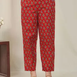 Aramya Floral Printed Cotton Mid-Rise Trousers-picture-36