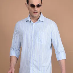 Crimsoune Club Men Classic Slim Fit Spread Collar Vertical Striped Cotton Casual Shirt-picture-24