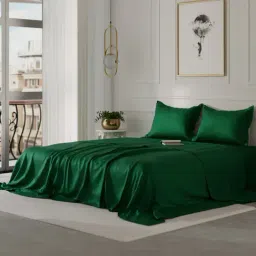 Stoa Paris Date Night Green Polyester 300 TC Double-Sized Bedsheet with 2 Pillow Covers-image-26