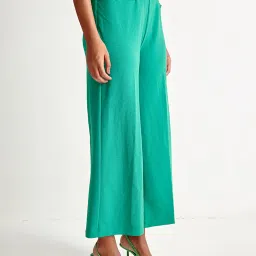 Cover Story Green Regular Fit Mid Rise Culottes image 3