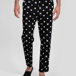 Bewakoof Black Regular Fit Printed Nightwear Pyjamas image 1
