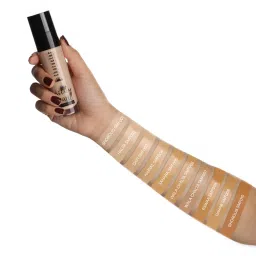 Character Silky Matte Foundation Dream & Dusk SMF009 - 20 ml image 2