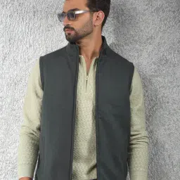 Crimsoune Club Green Regular Fit Solid Jacket-picture-22