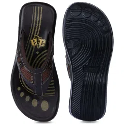 Aha by Liberty Men's Brown Thong Sandals image 3