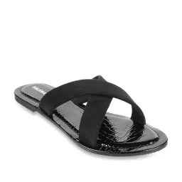 Walkway Women's Black Cross Strap Sandals image 2