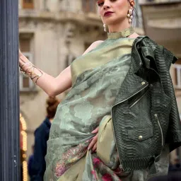 Odette Green Printed Saree image 2