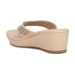Bata Women's Beige Thong Wedges image 5