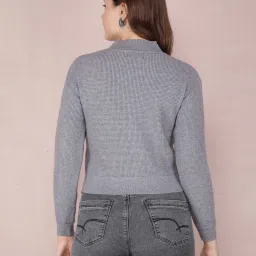 Crimsoune Club Grey Regular Fit Crop Sweater image 2