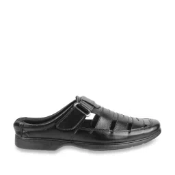 Mochi Men's Black Fisherman Sandals image 2