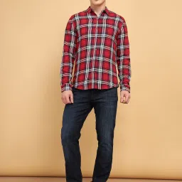 Wrangler Blood Red Cotton Regular Fit Checks Shirt image 5