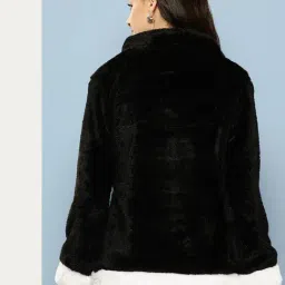 Aarika Black and White Regular Fit Fur Sweatshirt image 2