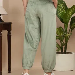 Sweet Dreams Green Regular Fit Solid Trackpants image 2