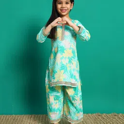 READIPRINT Three Fourth Sleeves Floral Printed & Lace Embellished Kurta With Coordinating Palazzo Set - Sea Green-picture-36