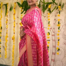 CANIZZARO Women Woven Design Zari Banarasi Saree image 4