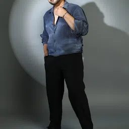 Instafab Plus Men Comfort Opaque Casual Shirt image 5