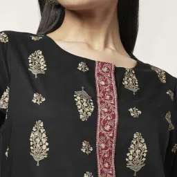 Rangmanch by Pantaloons Black Cotton Printed Straight Kurta image 5