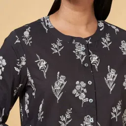 Akkriti by Pantaloons Grey Cotton Floral Print Tunic image 5