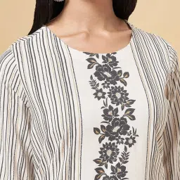 Rangmanch by Pantaloons Off-White Printed Straight Kurta image 5