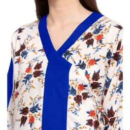 PATRORNA Cream Floral Print Nighty image 5