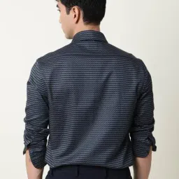 Rare Rabbit Green Regular Fit Geometric Shirt image 2