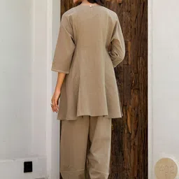 ARAVALII Top & Trousers Co-Ord Set image 4