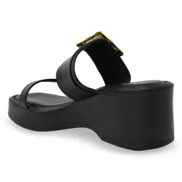 Rocia by Regal Women's Black Casual Sandals image 5