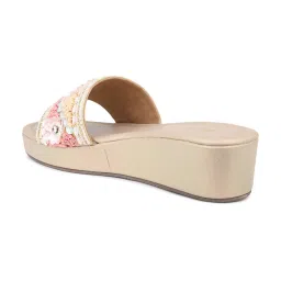 Inc.5 Women's Golden Casual Wedges image 5
