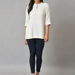 Aurelia White Printed Straight Short Kurti image 5