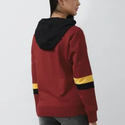 Van Heusen Maroon Cotton Regular Fit Sweatshirt image 2