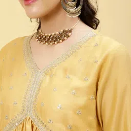 Jaipur Kurti Yellow Embroidered Kurta With Dupatta image 5