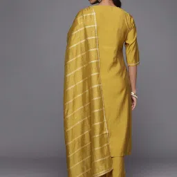 gerua by libas Libas Yellow Embroidered Kurta Pant Set With Dupatta image 2