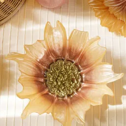 Pure Home and Living Gold & Light Pink Glass Papatya Flower Serving Bowl (Medium) image 2