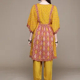 aarke Ritu Kumar Women Ethnic Motifs Printed Pleated Kurta with Trousers image 4
