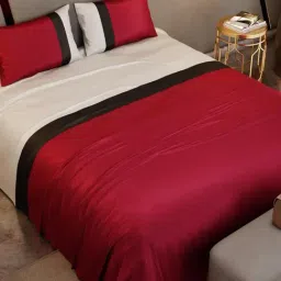 Stoa Paris Red Polyester 300 TC King Bedsheet with 2 Pillow Covers image 3