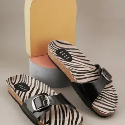 Elle Women's Black Casual Sandals-picture-37