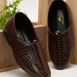 Tiny Bugs Abstract Designed Slip On Mojaris - Brown-picture-17