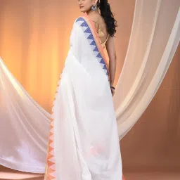 CHARUKRITI White Cotton Solid Saree With Unstitched Blouse image 2