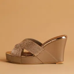 Eridani Women's Piyasi Rose Gold Ethnic Wedges image 2