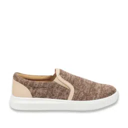 Mochi Women's Beige Walking Shoes-picture-20