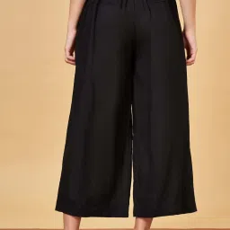 YU by Pantaloons Black Mid Rise Palazzos image 2