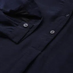 Qurvii Navy Regular Fit Shirt image 5
