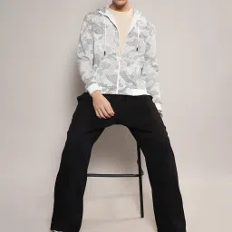 Campus Sutra Grey & Beige Regular Fit Printed Hooded Sweatshirt image 5