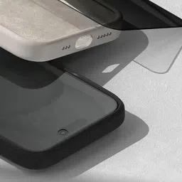 GRIPP Matte Privacy Tempered Glass Screen Protector for iPhone 15 (6.1") image 2