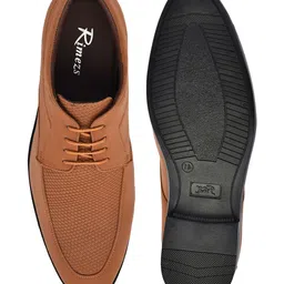 RIMEZS Men Textured PU Derbys image 5