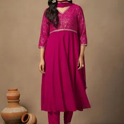 FASHION DREAM Women Floral Printed Regular Kurta with Pyjamas & With Dupatta-picture-42