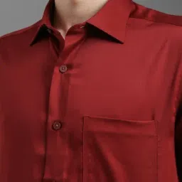 Louis Philippe Maroon Cotton Regular Fit Shirt image 4