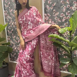 HELLA FASHIONS Floral Printed Zari Saree-image-88