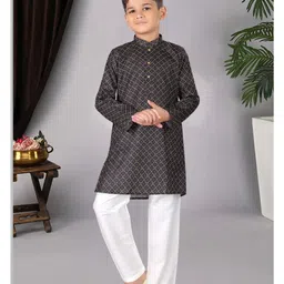 Pehanaava Cotton Woven Full Sleeves Abstract Printed Kurta Pyjama Set - Black-picture-11